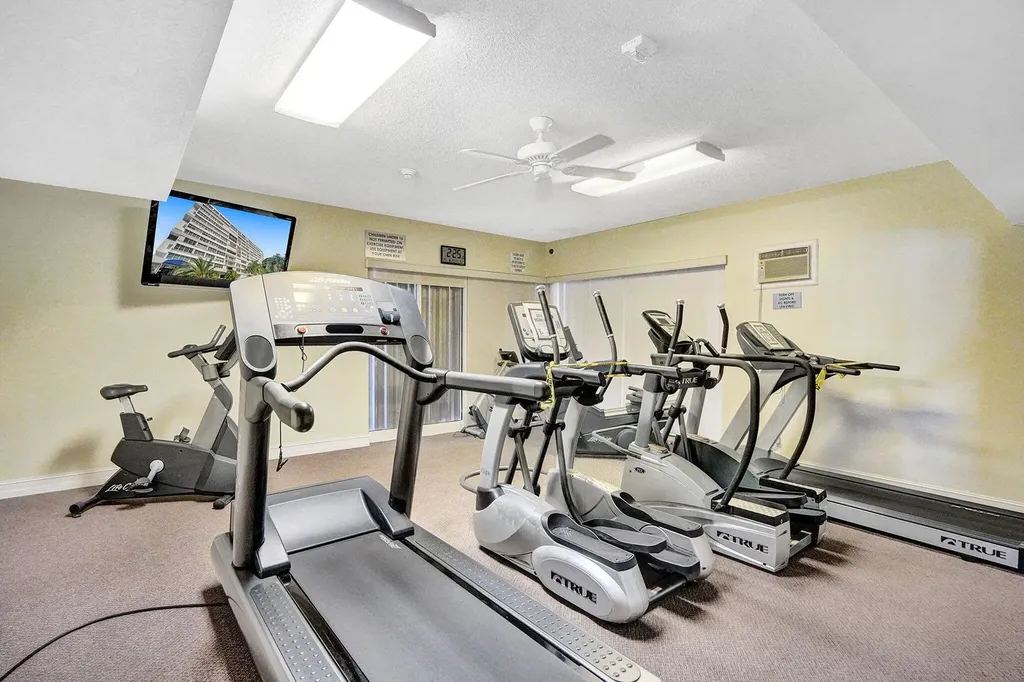 1170 N Federal Highway Fort Lauderdale FL 33304