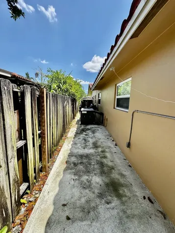 6600 NW 23rd Street Margate FL 33063