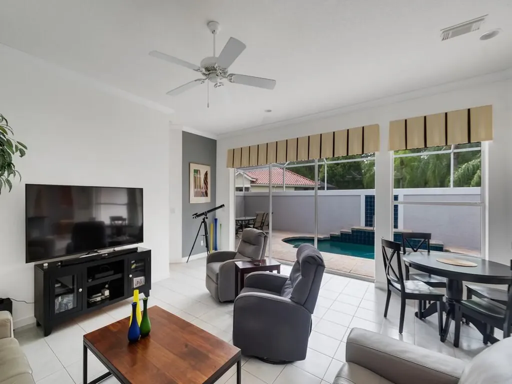709 SW Andros Cove Port St Lucie FL 34986