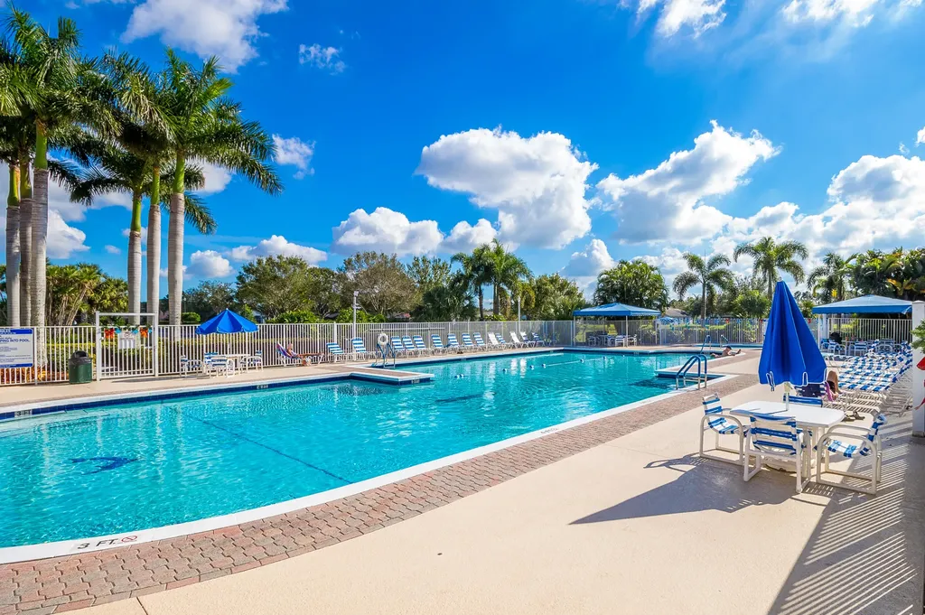 709 SW Andros Cove Port St Lucie FL 34986