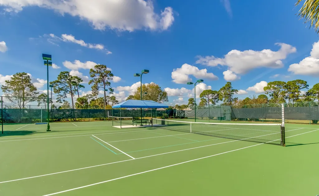 709 SW Andros Cove Port St Lucie FL 34986
