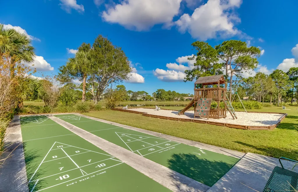 709 SW Andros Cove Port St Lucie FL 34986