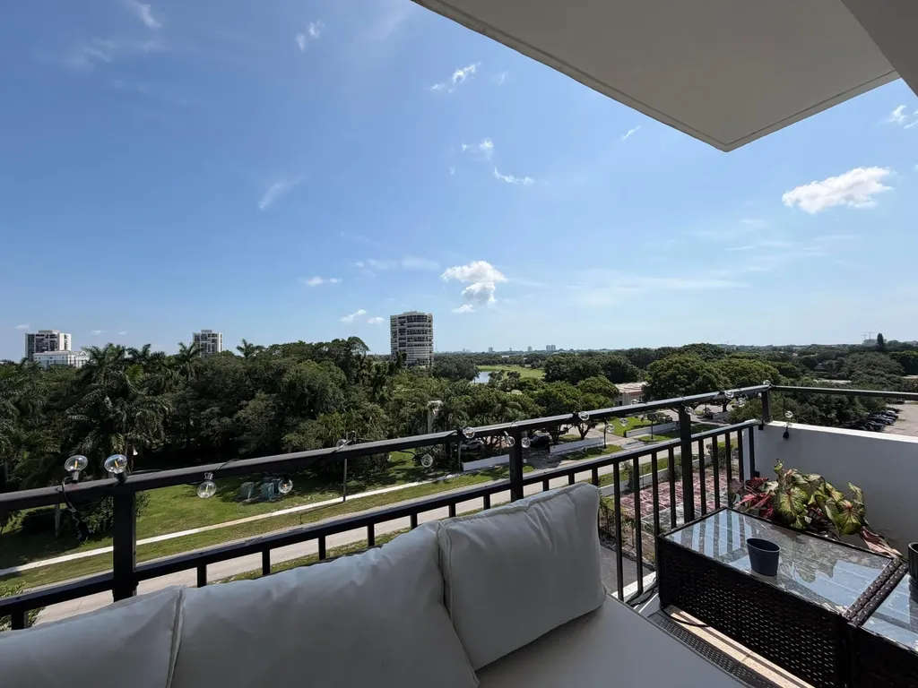 1500 Presidential Way West Palm Beach FL 33401