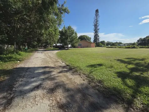 5959 Peterson Road Fort Pierce FL 34947