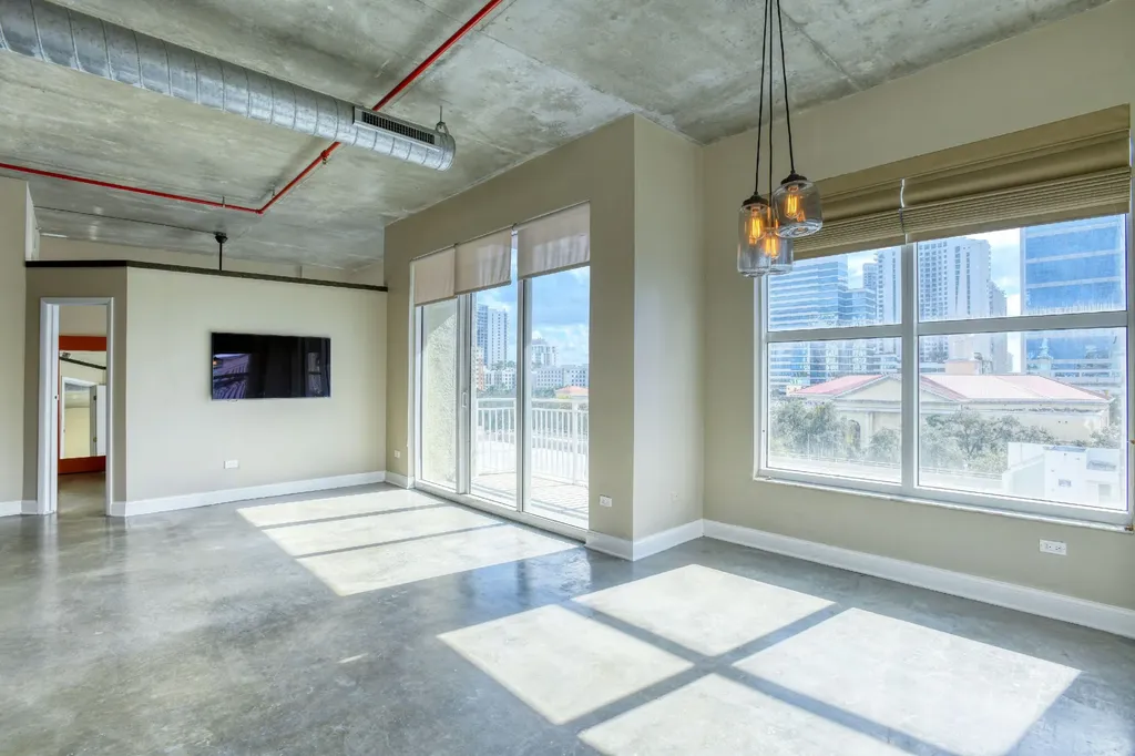 313 NE 2nd Street Fort Lauderdale FL 33301