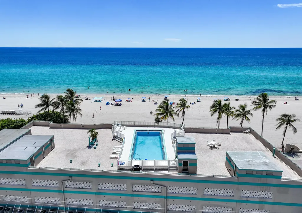 201 Van Buren Street Hollywood FL 33019