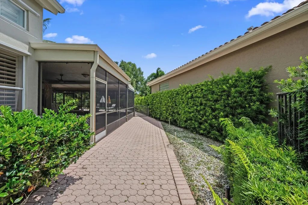 12557 Mallet Circle Wellington FL 33414