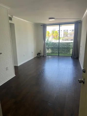 8145 NW 7th Street Miami FL 33126