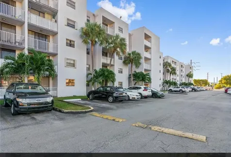 8145 NW 7th Street Miami FL 33126