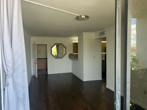 8145 NW 7th Street Miami FL 33126