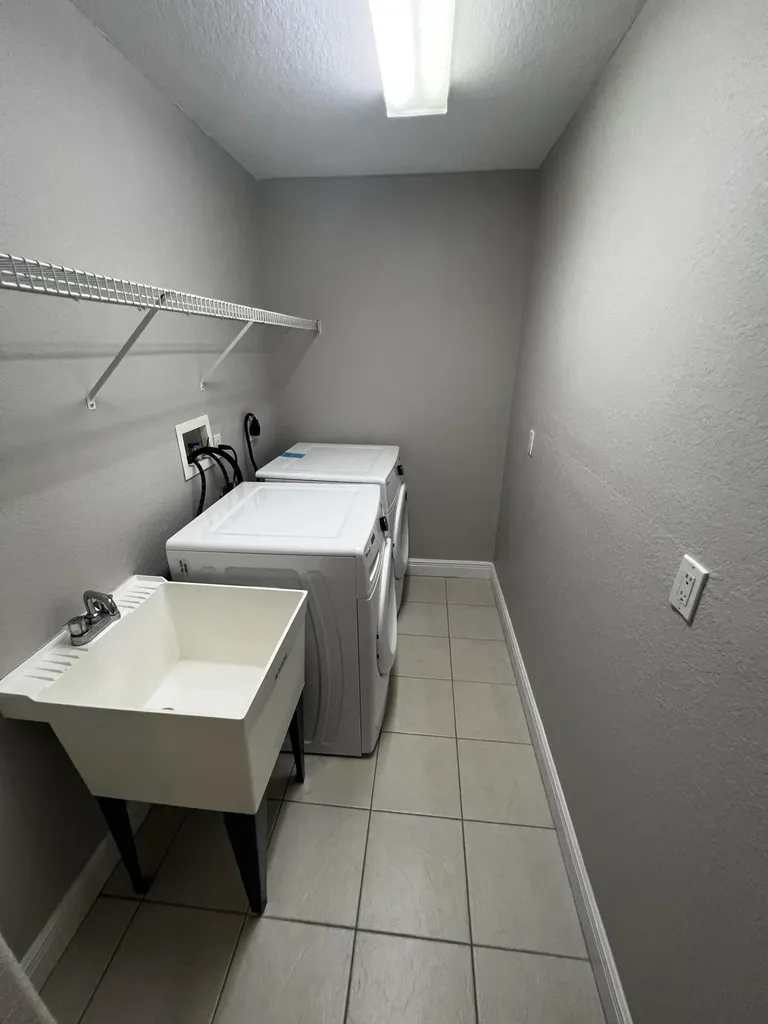 3456 NW 99th Way Coral Springs FL 33065