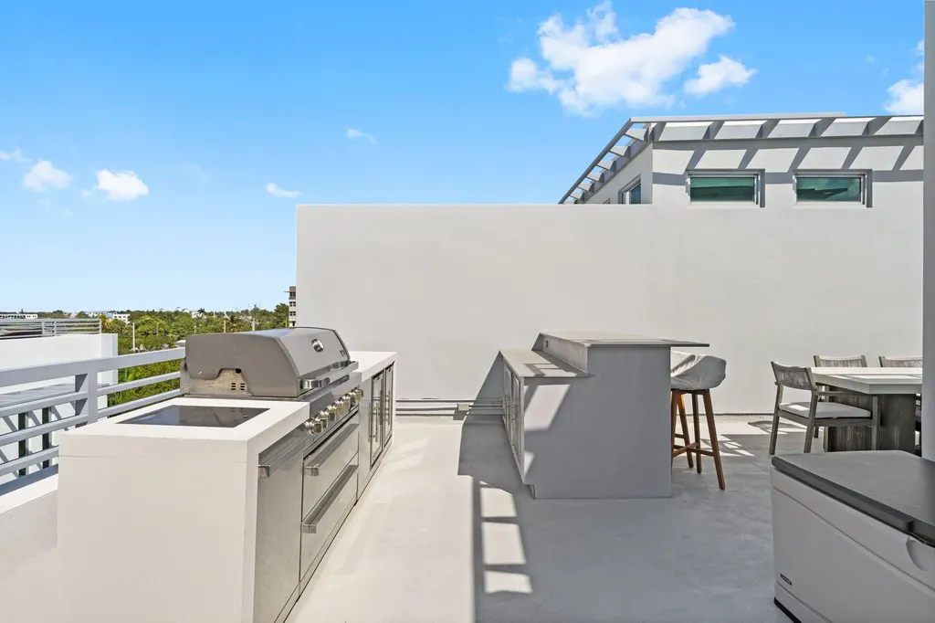 705 Briny Avenue Pompano Beach FL 33062