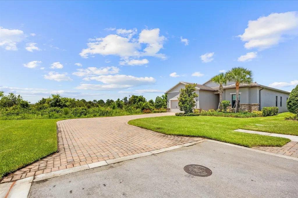 415 SE Crathes Street SE Port St Lucie FL 34984