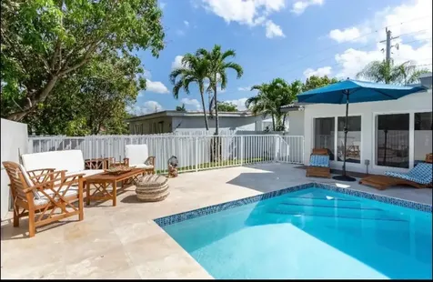 720 SW 2nd Avenue Hallandale Beach FL 33009