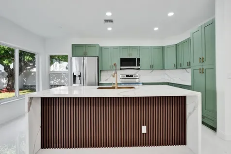 6991 Marion Avenue Margate FL 33063