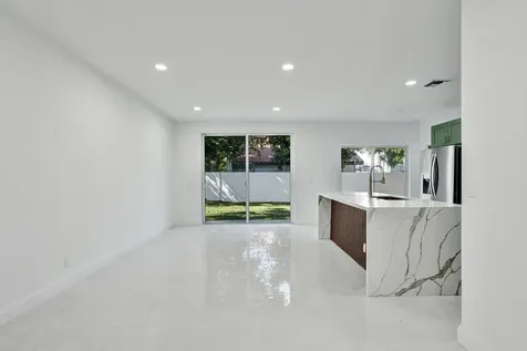 6991 Marion Avenue Margate FL 33063