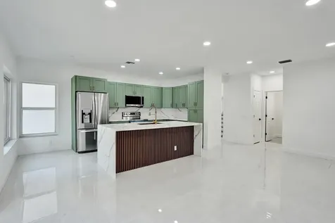 6991 Marion Avenue Margate FL 33063