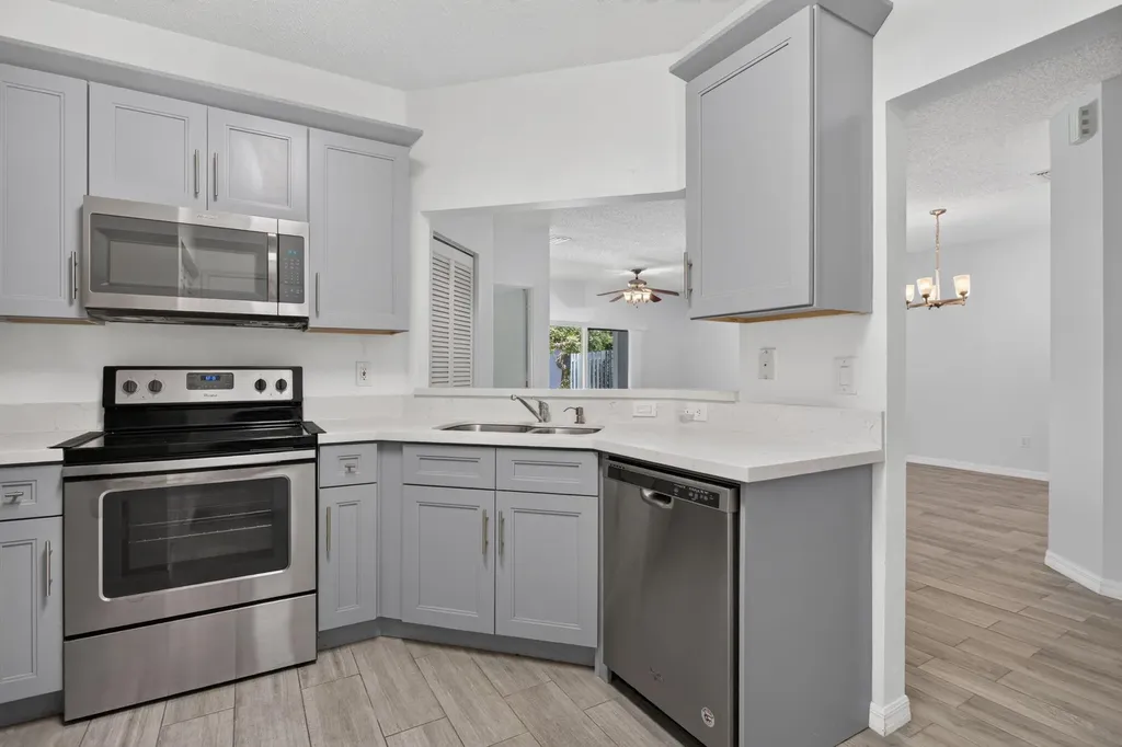 1263 SW 48th Terrace Deerfield Beach FL 33442