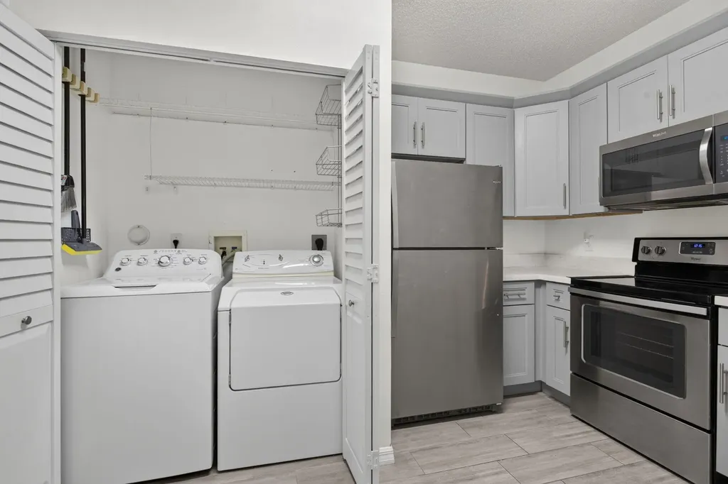 1263 SW 48th Terrace Deerfield Beach FL 33442
