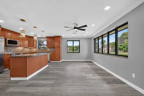 24 NW Avenue I Belle Glade FL 33430
