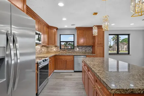 24 NW Avenue I Belle Glade FL 33430