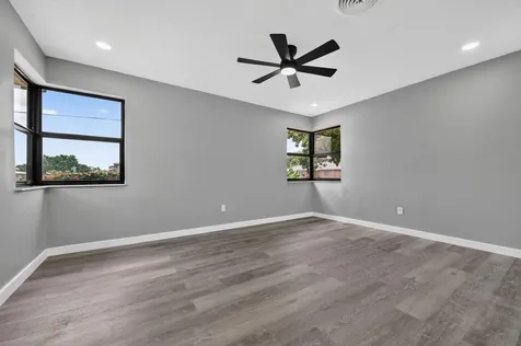 24 NW Avenue I Belle Glade FL 33430