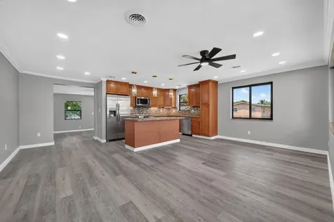 24 NW Avenue I Belle Glade FL 33430