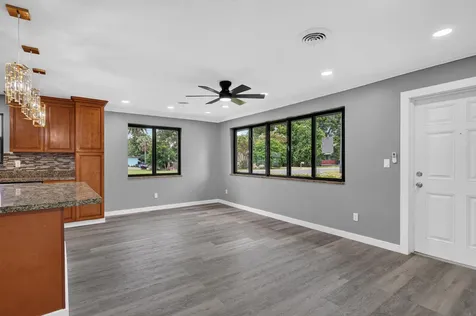 24 NW Avenue I Belle Glade FL 33430