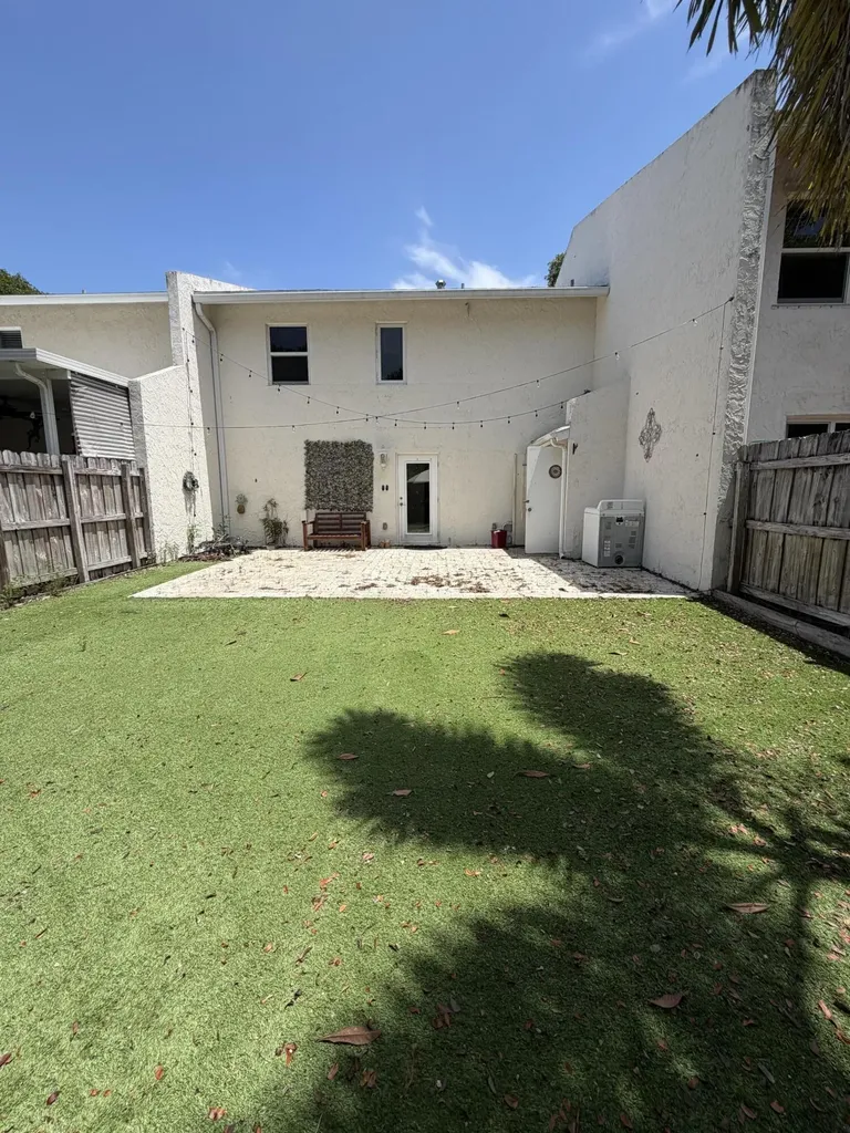 806 NW 41st Court Deerfield Beach FL 33064