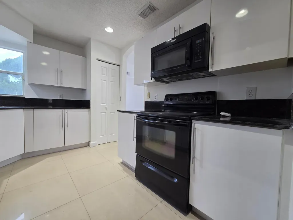 Coconut Creek FL 33063