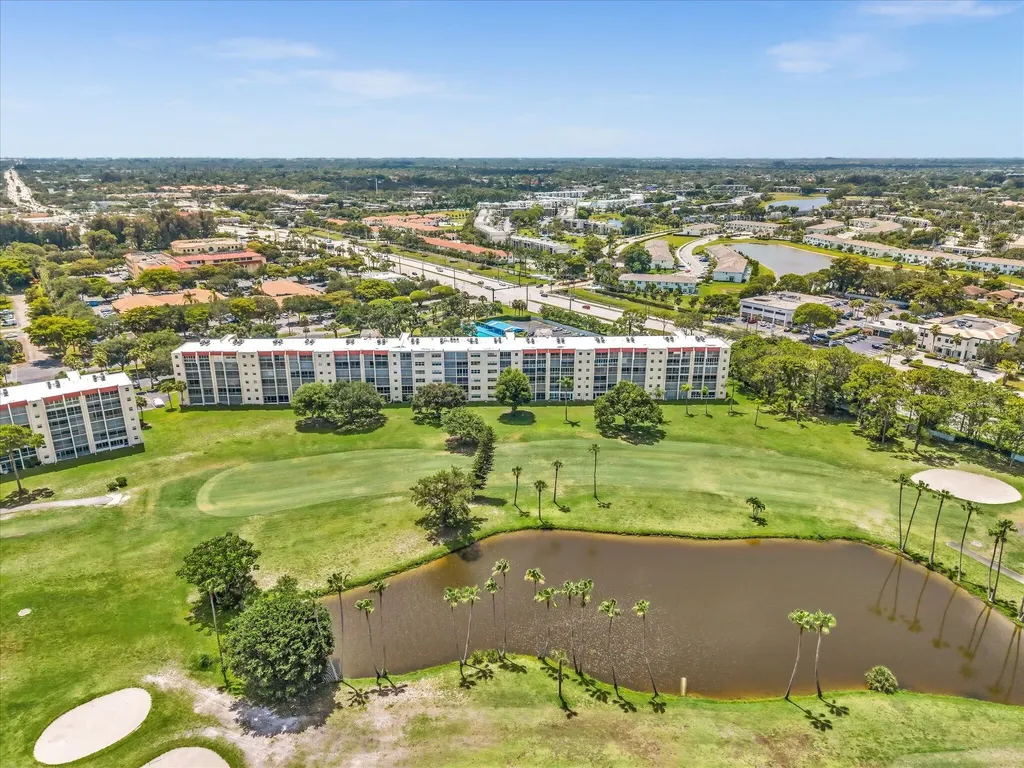 3959 Via Poinciana Lake Worth FL 33467