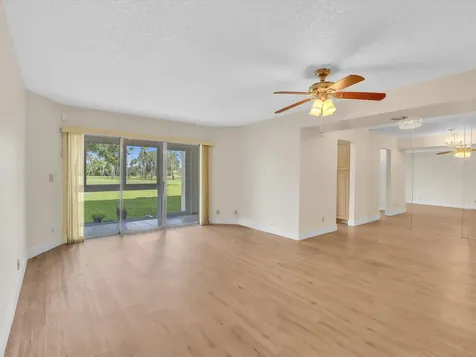 3959 Via Poinciana Lake Worth FL 33467