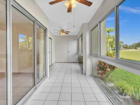 3959 Via Poinciana Lake Worth FL 33467