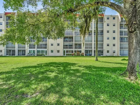 3959 Via Poinciana Lake Worth FL 33467