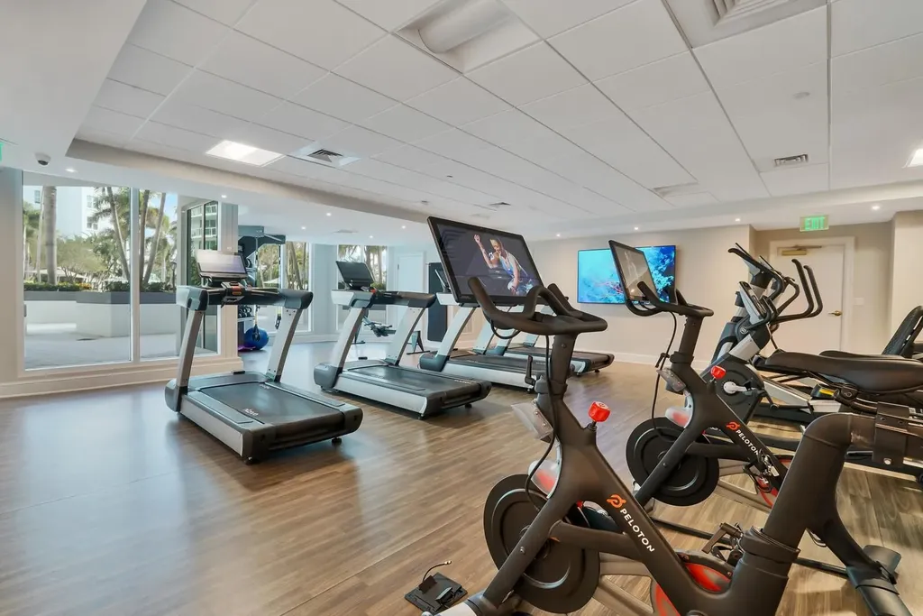 500 SE Mizner Boulevard Boca Raton FL 33432