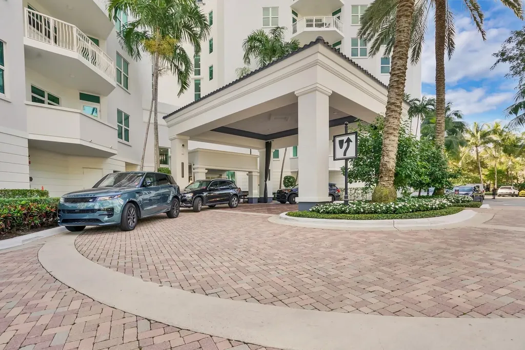500 SE Mizner Boulevard Boca Raton FL 33432