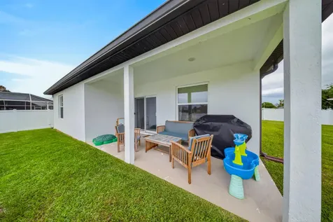 6723 NW Dorothy Street Port St Lucie FL 34983