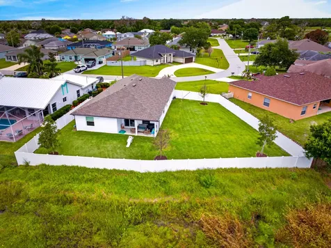 6723 NW Dorothy Street Port St Lucie FL 34983