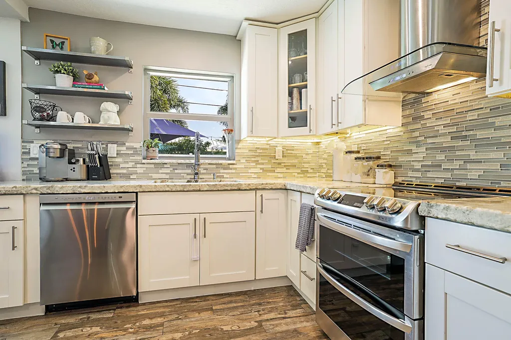 2620 NE 53rd Street Lighthouse Point FL 33064