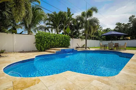 2620 NE 53rd Street Lighthouse Point FL 33064