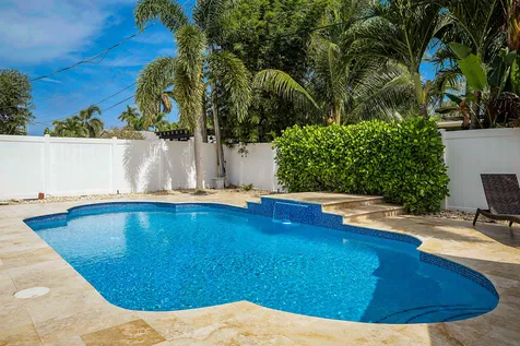 2620 NE 53rd Street Lighthouse Point FL 33064
