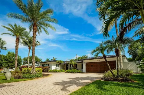 2620 NE 53rd Street Lighthouse Point FL 33064