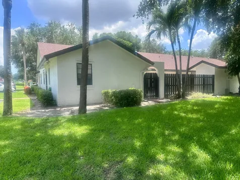 23343 SW 54th Way Boca Raton FL 33433