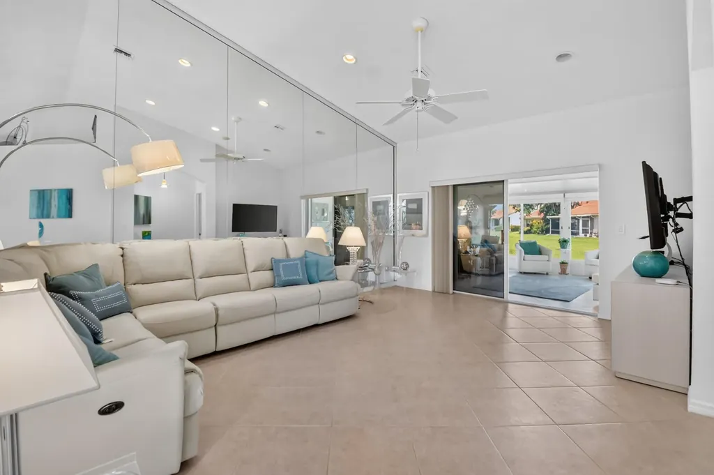 15340 Floral Club Road Delray Beach FL 33484