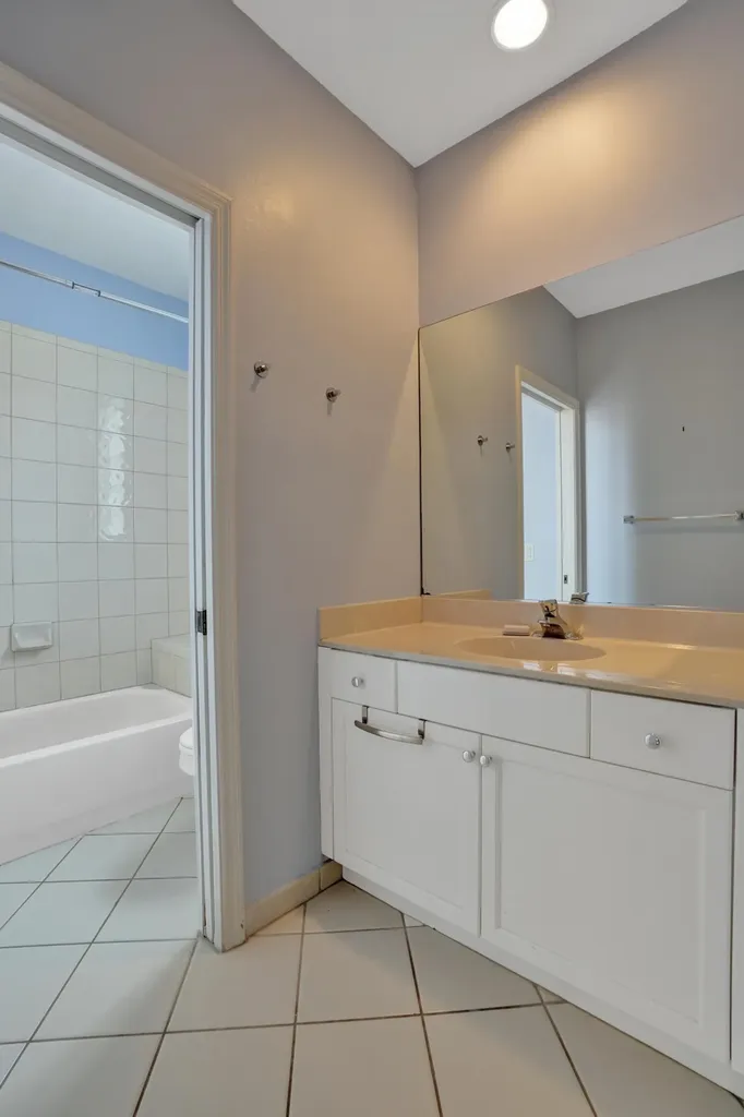5897 NW 120th Terrace Coral Springs FL 33076