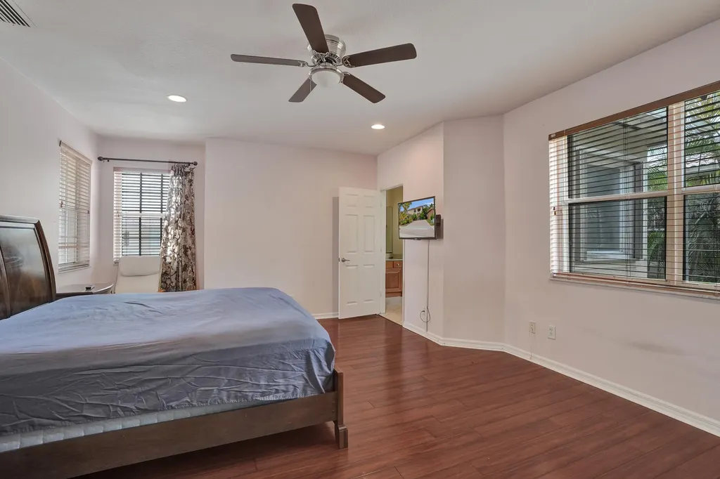 5897 NW 120th Terrace Coral Springs FL 33076