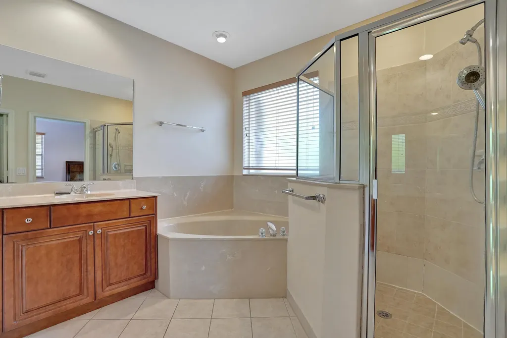5897 NW 120th Terrace Coral Springs FL 33076