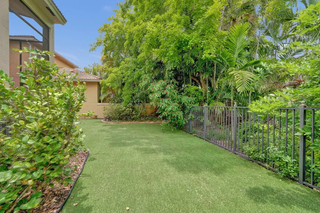 5897 NW 120th Terrace Coral Springs FL 33076