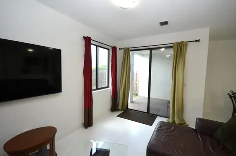15743 SW 136th Terrace Miami FL 33196