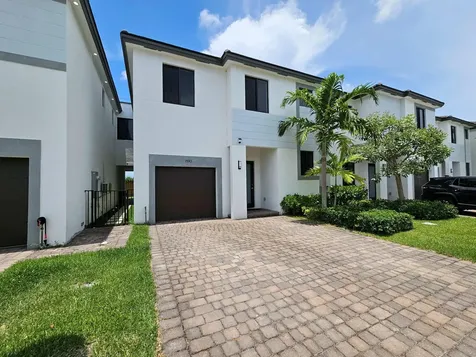 15743 SW 136th Terrace Miami FL 33196